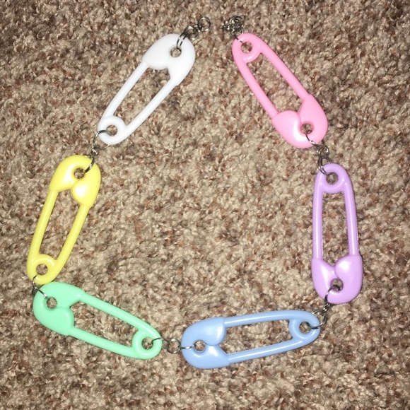 Boutique Jewelry - Pastel Soft Rainbow Safety Pin Choker